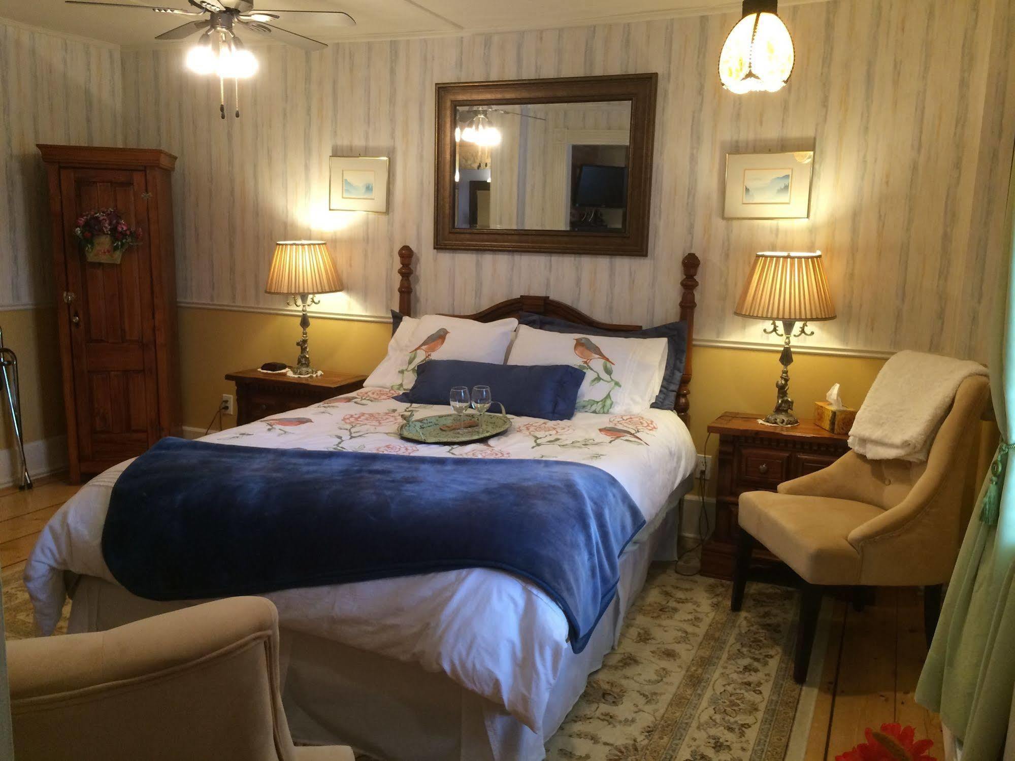 Domaine Les Boises Lee Farm S.A Bed & Breakfast Stanstead Екстериор снимка