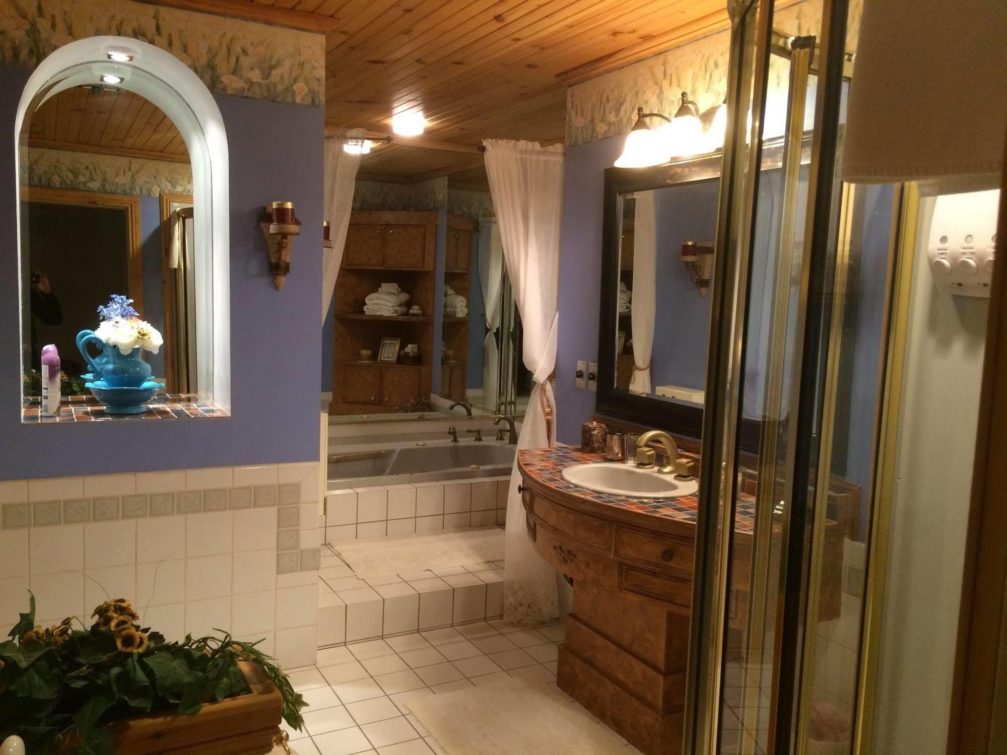 Domaine Les Boises Lee Farm S.A Bed & Breakfast Stanstead Екстериор снимка