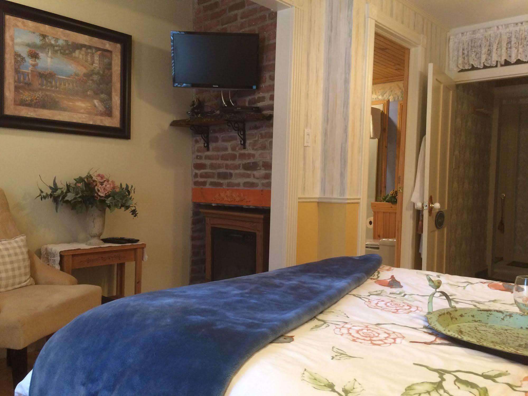 Domaine Les Boises Lee Farm S.A Bed & Breakfast Stanstead Екстериор снимка